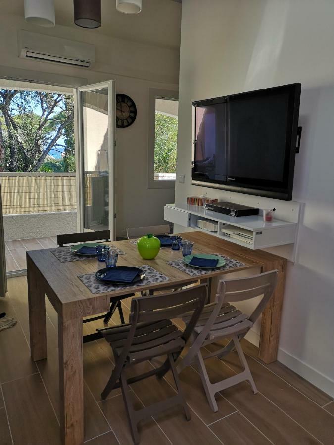 Appartement Sainte-Maxime, Plage De La Nartelle Экстерьер фото